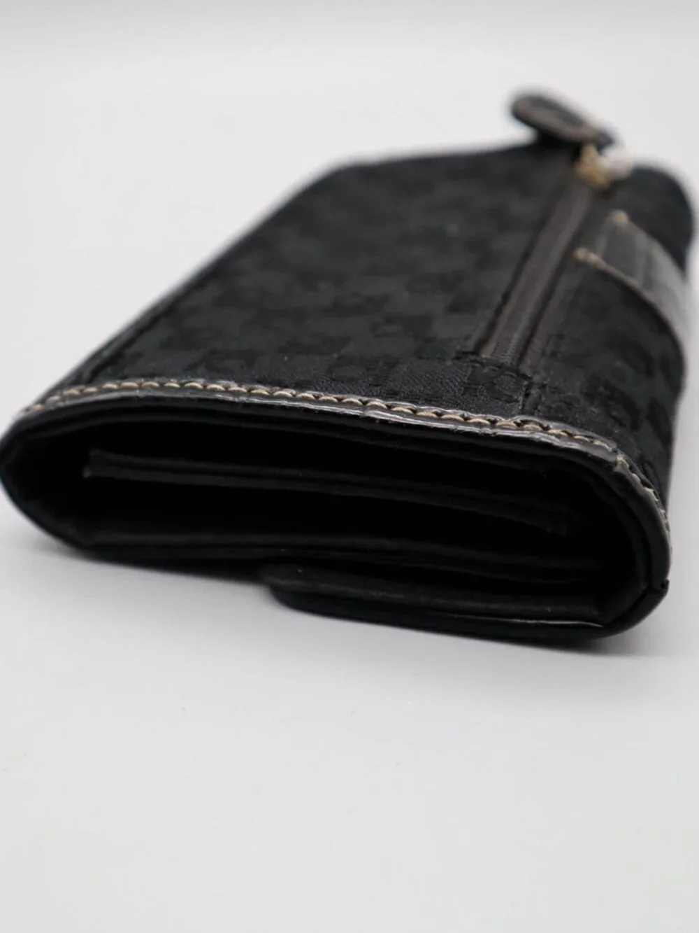 LIz Claiborne Canvas Trifold Wallet Faux Leather Trim Black Logo Pattern Classic
